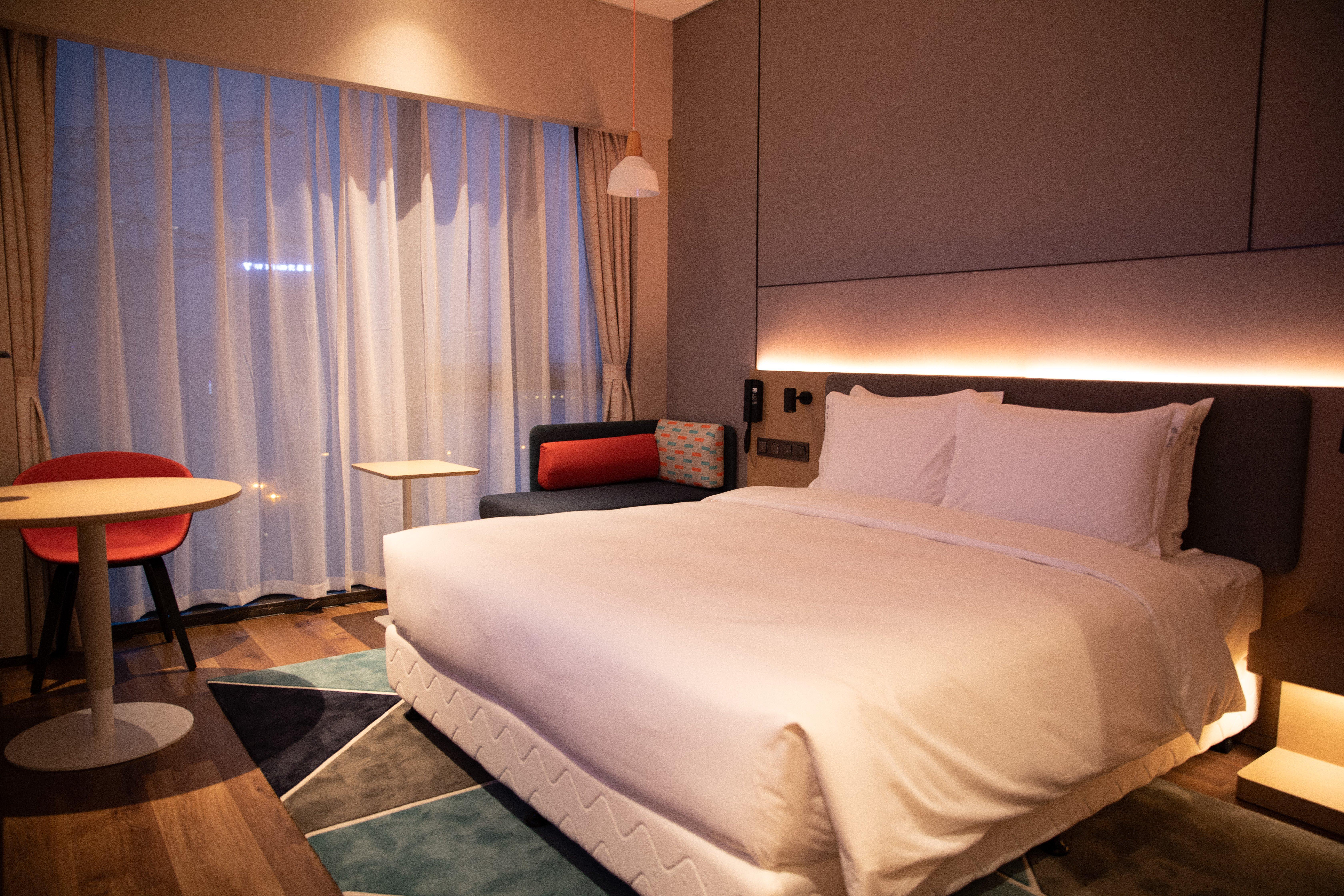 Holiday Inn Express Shenzhen Longhua By Ihg Dış mekan fotoğraf