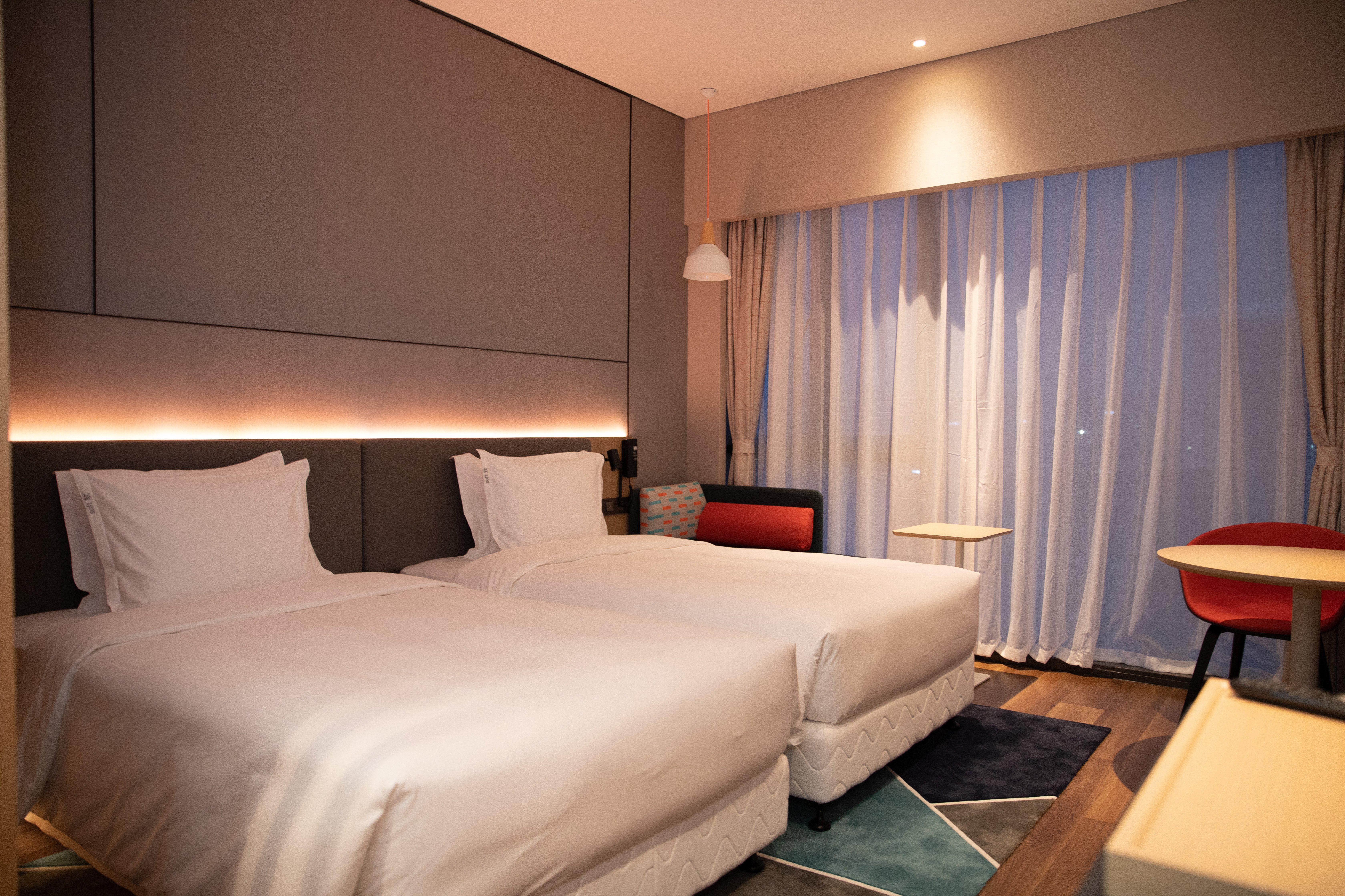 Holiday Inn Express Shenzhen Longhua By Ihg Dış mekan fotoğraf
